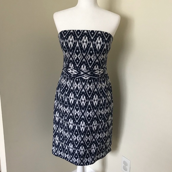 ⭐️ Banana Republic Ikat strapless dress 👗 - Picture 3 of 8